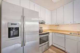 611 Woodside Sierra, Sacramento, CA 95825 - Photo 16