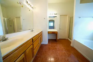 9317 Heathfield Way, Sacramento, CA 95829 - Photo 14