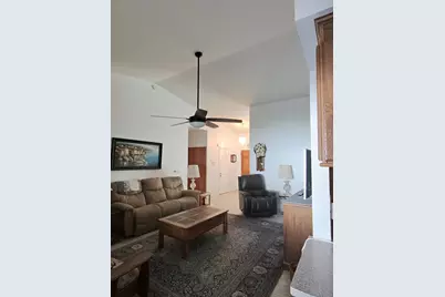 1074 Marina Drive, Yuba City, CA 95993 - Photo 12