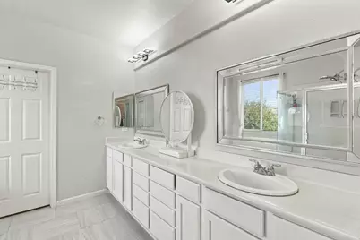 9620 Fire Station Court, Elk Grove, CA 95757 - Photo 34