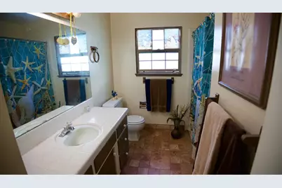 1624 Fernandes Street, Modesto, CA 95355 - Photo 16