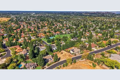 455 Rockport Circle, Folsom, CA 95630 - Photo 8