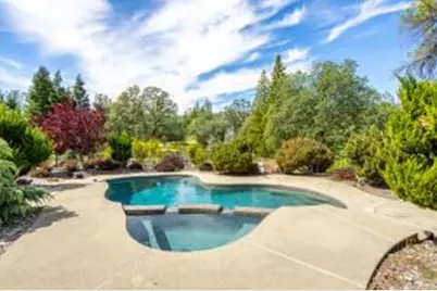 8826 Heritage Ct, Redding, CA 96001 - Photo 46