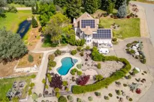 8826 Heritage Ct, Redding, CA 96001 - Photo 4