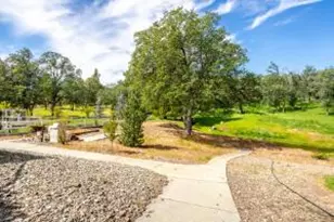 8826 Heritage Ct, Redding, CA 96001 - Photo 48