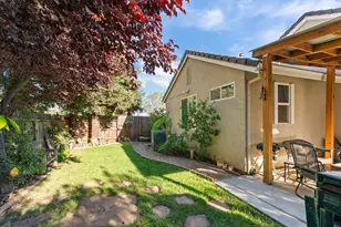 421 Penn Central Ct, Rio Linda, CA 95673 - Photo 28