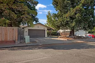 9200 Condesa Dr, Sacramento, CA 95826 - Photo 1