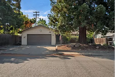 9200 Condesa Drive, Sacramento, CA 95826 - Photo 2