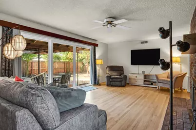 9200 Condesa Drive, Sacramento, CA 95826 - Photo 6
