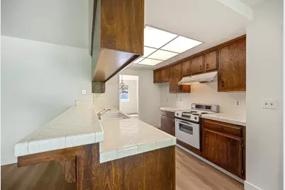 1005 Friars Court, Carmichael, CA 95608 - Photo 14