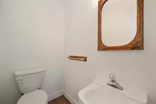 1005 Friars Ct, Carmichael, CA 95608 - Photo 20