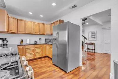 8039 Sunrise Boulevard, Citrus Heights, CA 95610 - Photo 18