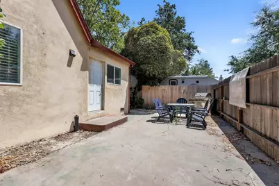 8039 Sunrise Boulevard, Citrus Heights, CA 95610 - Photo 26