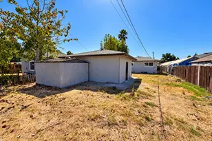3241 24th Ave, Sacramento, CA 95820 - Photo 10