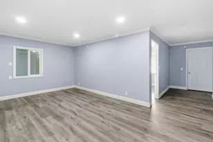 2930 Albatross Wy, Sacramento, CA 95815 - Photo 14
