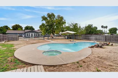 12301 E Jahant Road, Acampo, CA 95220 - Photo 32