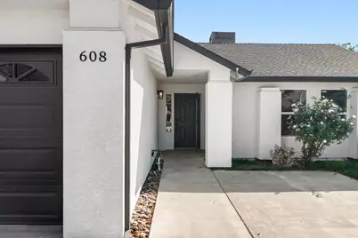 608 Bronze Lane, Waterford, CA 95386 - Photo 4