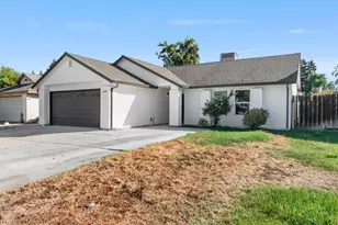 608 Bronze Ln, Waterford, CA 95386 - Photo 2