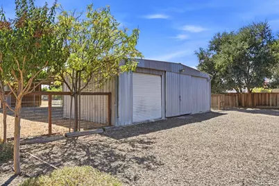 140 Roosevelt Avenue, San Martin, CA 95046 - Photo 50
