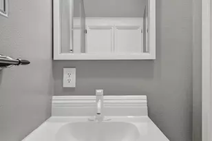 23 Omaha Ct, Sacramento, CA 95823 - Photo 32