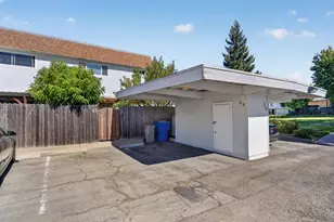 23 Omaha Ct, Sacramento, CA 95823 - Photo 6