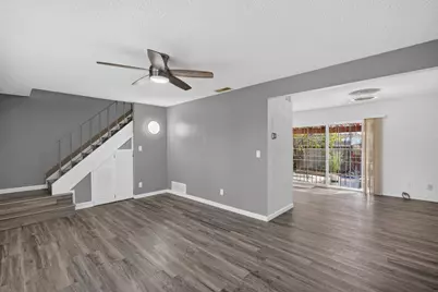 23 Omaha Court, Sacramento, CA 95823 - Photo 18