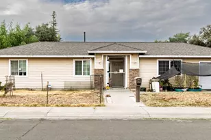 2303 Roanoke Ave, Sacramento, CA 95838 - Photo 2