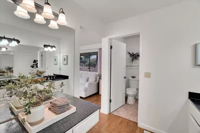 2472 American River Drive, Sacramento, CA 95825 - Photo 36