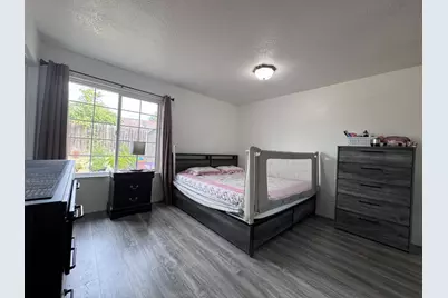 4116 Deer Cross Way, Sacramento, CA 95823 - Photo 12