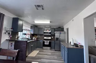 4116 Deer Cross Way, Sacramento, CA 95823 - Photo 10
