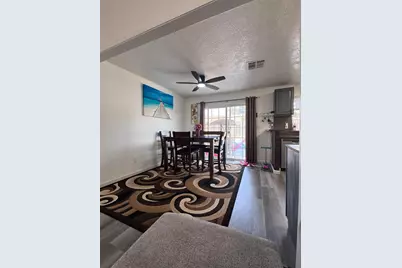 4116 Deer Cross Way, Sacramento, CA 95823 - Photo 8