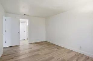 947 Fulton Ave, Sacramento, CA 95825 - Photo 10
