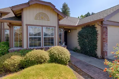 6020 Adobe Spring Way, Elk Grove, CA 95758 - Photo 4