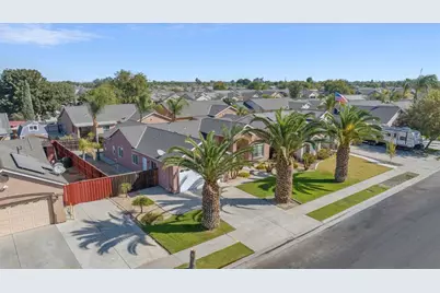 1678 Hawthorn Street, Lemoore, CA 93245 - Photo 50