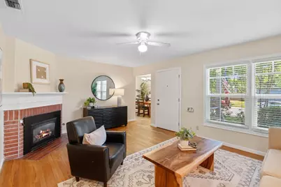 6101 3rd Avenue, Sacramento, CA 95817 - Photo 2