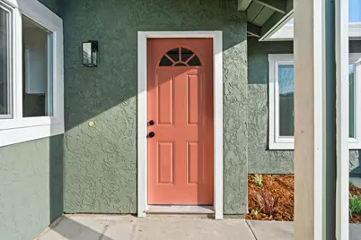 2 Hedgerow Court, Sacramento, CA 95823 - Photo 4