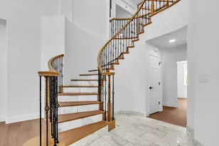 8621 Banton Cir, Elk Grove, CA 95624 - Photo 48