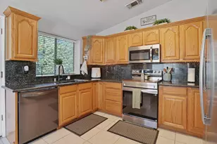 9675 Gruwell Way, Elk Grove, CA 95624 - Photo 12