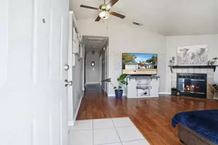 9675 Gruwell Way, Elk Grove, CA 95624 - Photo 2