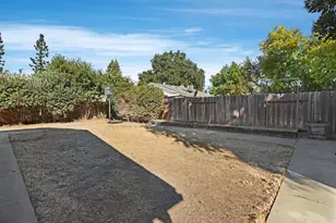 9675 Gruwell Way, Elk Grove, CA 95624 - Photo 30