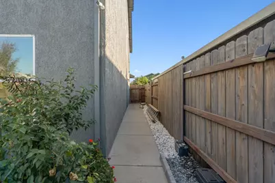 18 Jones Ranch Court, Sacramento, CA 95838 - Photo 6