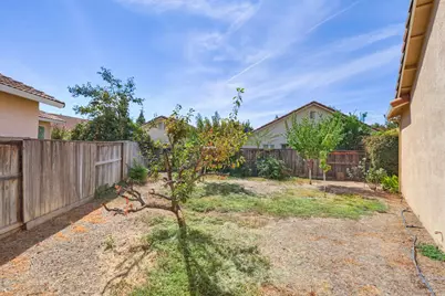 41 Sausalito Court, Sacramento, CA 95823 - Photo 40