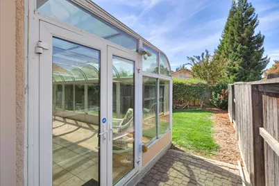 41 Sausalito Court, Sacramento, CA 95823 - Photo 34