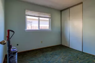 4045 Robinridge Way, Sacramento, CA 95823 - Photo 18
