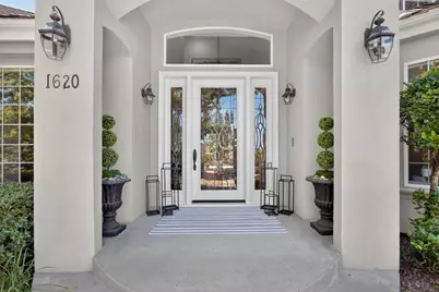 1620 Carnegie Way, El Dorado Hills, CA 95762 - Photo 2