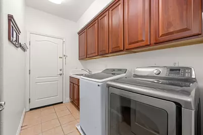 4204 Silver Water Way, Rancho Cordova, CA 95742 - Photo 28