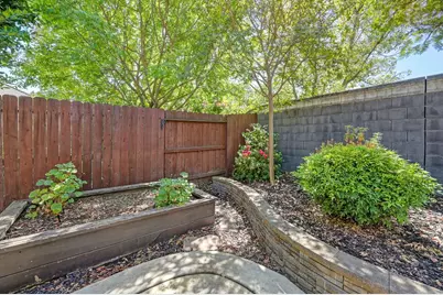 2096 Land End Loop, Roseville, CA 95747 - Photo 28