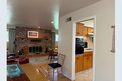 213 Hilton Street, Madera, CA 93637 - Photo 6