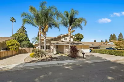 371 Rivertree, Sacramento, CA 95831 - Photo 2