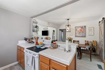 327 Eureka Avenue, Lodi, CA 95240 - Photo 4